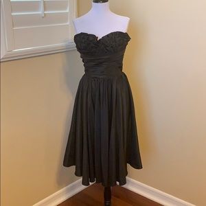 50’s inspired party dress by Unique Vintage